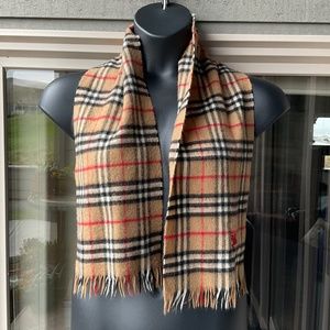 Burberrys’ cashmere/wool scarf, 8.5”by 47”